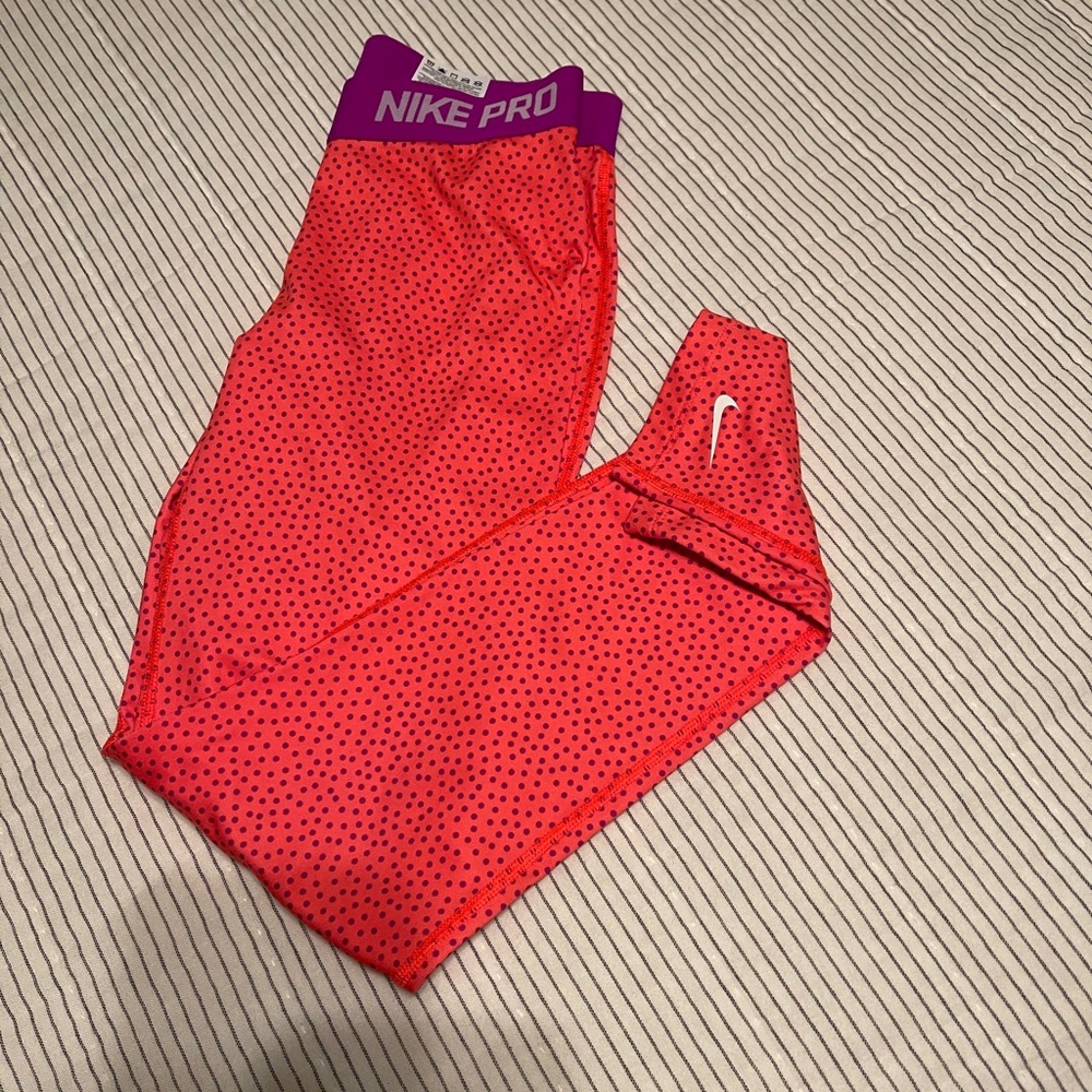 Nike pro leggings!